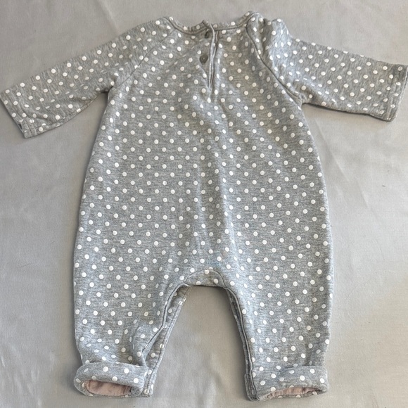 GAP - Grey and White Lined Polka Dot Footie Romper - Picture 4 of 5